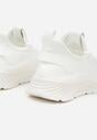 Fehér sportcipő