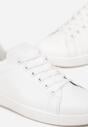 Białe Wiązane Sneakersy na Płaskiej Podeszwie z Okrągłym Noskiem Adephine