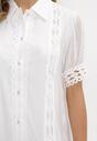 Biała Koszulowa Sukienka Mini z Koronką i Perłowymi Guzikami Isira