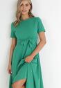 Zielona Rozkloszowana Sukienka Midi z Materiałowym Paskiem Marjoni