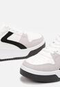 Białe Sznurowane Sneakersy na Grubej Podeszwie z Ozdobnymi Przeszyciami Alseana