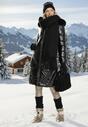 Czarna Pikowana Kurtka z Kapturem i Futerkiem Sahria