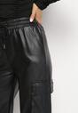 Czarne Spodnie z Ekoskóry z Kieszniami na Klapy Flemixa