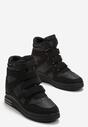 Czarne Sneakersy na Ukrytym Koturnie z Zapięciem na Rzepy Amria