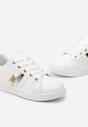 Biało-Złote Sneakersy przed Kostkę z Ozdobną Klamrą Vilorea