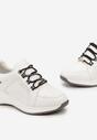 Białe Sneakersy na Niskim Koturnie z Ozdobnymi Napisami ze Skórzaną Wkładką Drilvia
