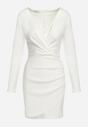 Biała Sukienka Mini z Kopertowym Dekoltem i Marszczeniami Hiacinta