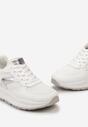 Biało-Srebrne Sneakersy na Płaskiej Podeszwie z Ozdobnymi Wstawkami Aizra