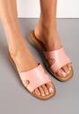 Papuci Roz