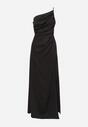Czarna Satynowa Sukienka Asymetryczna Koktajlowa z Wycięciami w Talii i Drapowaniem Ciafisa