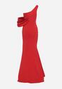 Czerwona Sukienka Koktajlowa z Asymetryczną Górą i Ozdobnym Marszczeniem Flamelia