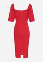 Czerwona Sukienka Dopasowana z Paskiem i Klamrą w Talii oraz Bufiastymi Rękawami Lurdia
