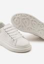 Biało-Beżowe Sneakersy z Ozdobnym Zapiętkiem i Platformą Britma
