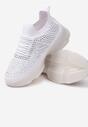 Białe Płaskie Sneakersy Sznurowane z Perforacją i Cyrkoniami Orilila