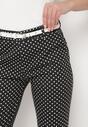 Czarno-Białe Spodnie Skinny w Kropki z Regularnym Stanem i Materiałowym Paskiem Uloella