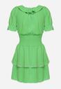 Zielona Sukienka o Rozkloszowanym Kroju z Gumką w Pasie i Ozdobnymi Falbankami Werdia