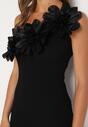 Czarna Dopasowana Koktajlowa Sukienka Prążkowana z Wiskozą na Jedno Ramię z Kwiatami 3D Welbene
