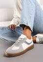 Białe Sneakersy na Grubej Podeszwie z Ozdobnymi Wstawkami Galivia