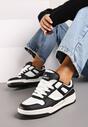 Czarno-Białe Płaskie Sznurowane Sneakersy Ozdobione Tłoczeniami Vlirina