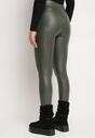 Ciemnozielone Legginsy z Ekoskóry Ocieplane z Efektem Push-Up Labrisa