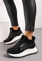 Czarne Sneakersy na Platformie Zdobione Futerkiem Kelilora