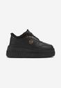 Czarne Sneakersy na Tłoczonej Platformie Zdobione Elegancką Metalową Aplikacją Werissa