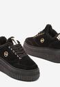 Czarne Sneakersy na Grubej Podeszwie z Tłoczeniem i Metaliczną Ozdobą Tilirina