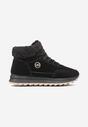 Czarne Sneakersy z Imitacji Zamszu Mocno Ocieplane Futrem Metarilea