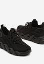 Czarne Sneakersy na Grubej Podeszwie z Tłoczeniem Tatinora