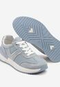 Jasnoniebieskie Sneakersy z Przetarciami na Piankowej Podeszwie Ninisela