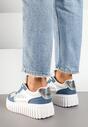 Niebiesko-Białe Sneakersy na Tłoczonej Podeszwie ze Zdobieniami w Panterkę Gerraza
