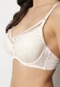 Sutien Bej