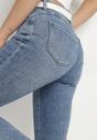 Niebieskie Jeansy o Dopasowanym Kroju z Regularnym Stanem Tolinndea