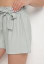 Pantaloni scurți Verde deschis