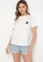 Biały T-shirt z Bawełny Ozdobiony Naszywką Firolee