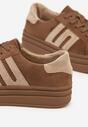 Brązowe Zamszowe Sneakersy na Grubej Podeszwie ze Skórzaną Wkładką i Naszywką Rilaressa