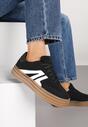 Czarne Sneakersy w Stylu Tenisówek na Grubej Podeszwie z Geometrycznym Wzorem Wevirra