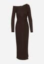 Brązowa Dopasowana Sukienka z Metaliczną Ozdobą na Ramieniu Reilara