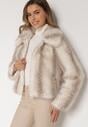 Jasnobeżowa Kurtka Futerko o Prostym Kroju z Zapięciem na Suwak Tusiviela