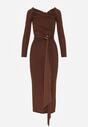 Brązowa Dopasowana Sukienka z Ozdobnym Marszczeniem Trenem i Rozcięciem Alutria