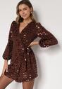 Brązowa Kopertowa Sukienka z Wiązaniem Zdobiona Cekinami Wedelessa