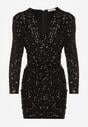 Czarna Dopasowana Sukienka o Eleganckim Kroju z Dekoltem w Serek i Cekinami Iwedama