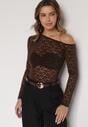 Brązowa Koronkowa Bluzka z Długim Rękawem i Asymetrycznym Dekoltem Liwedara