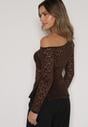 Brązowa Koronkowa Bluzka z Długim Rękawem i Asymetrycznym Dekoltem Liwedara