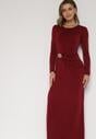 Bordowa Taliowana Sukienka o Eleganckim Kroju z Marszczeniem i Aplikacją Sewedina
