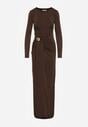 Brązowa Taliowana Sukienka o Eleganckim Kroju z Marszczeniem i Aplikacją Sewedina