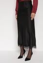 Czarna Satynowa Spódnica z Koronkowym Zdobieniem Silfera