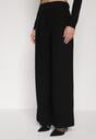 Czarny Elegancki Komplet Szerokie Spodnie i Bluzka z Usztywnianymi Ramionami Sewesta