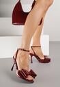 Bordowe Sandały Lakierowane Ozdobione Kokardkami Varona