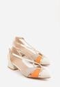 Beżowe Czółenka na Obacasie z Wycięciami i Metalicznymi Paskami Prosilis